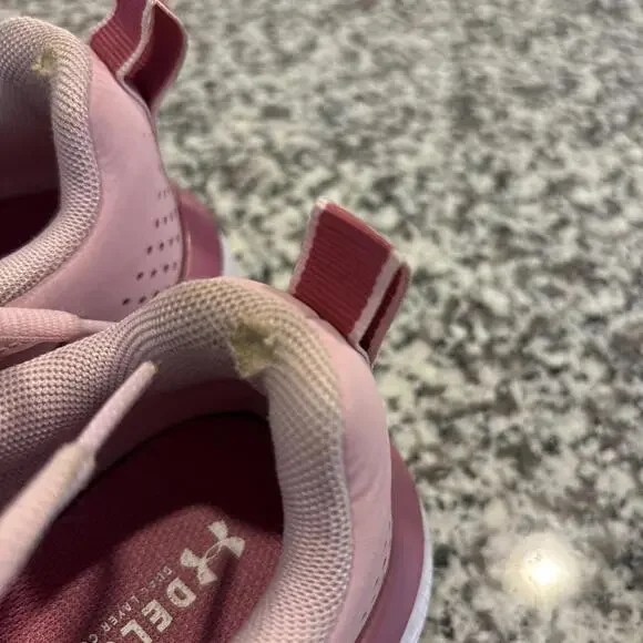 Under Armour Women's‎ Tennis Shoes Size 7 Gray PINK DUAL FOAM - Picture 4 of 10